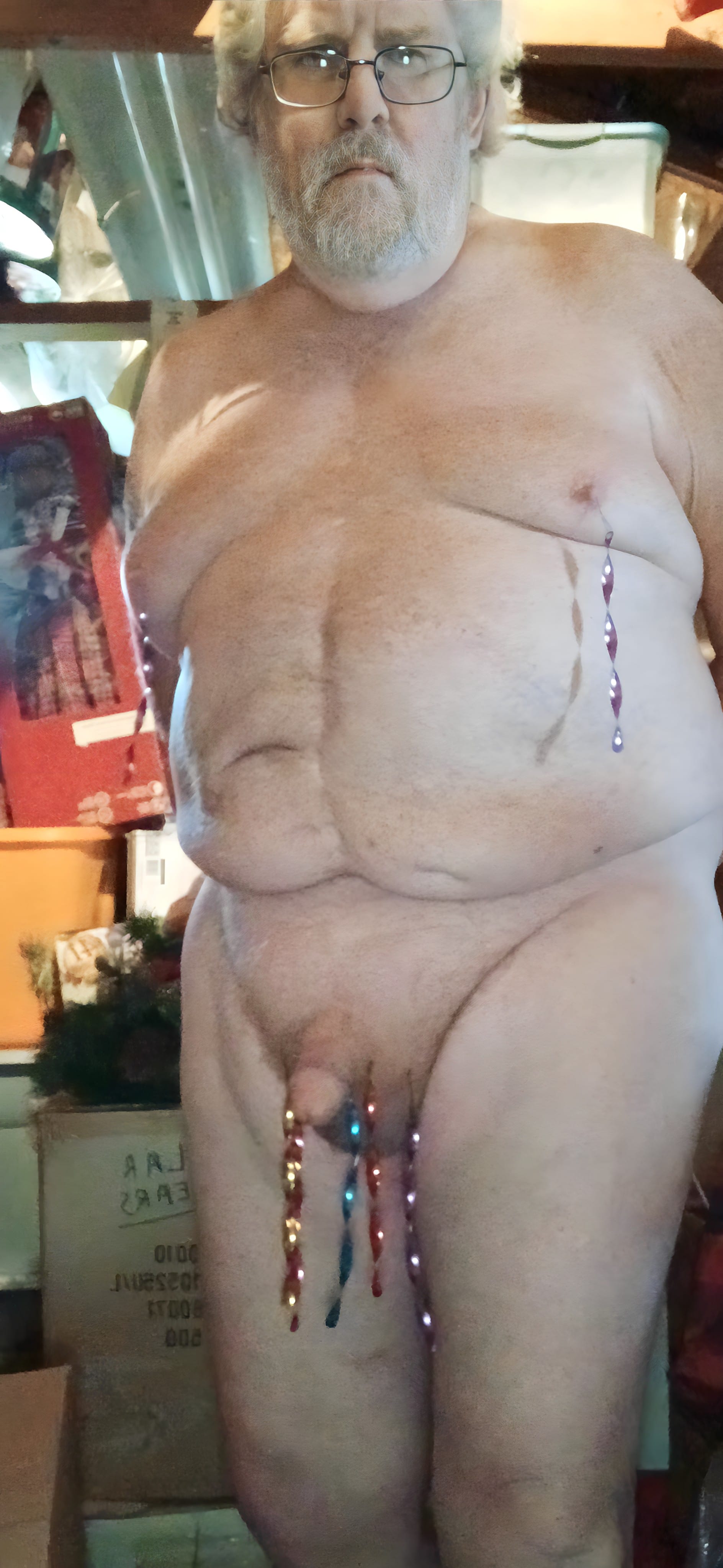 We got Curtis' info wrong in the Magazine