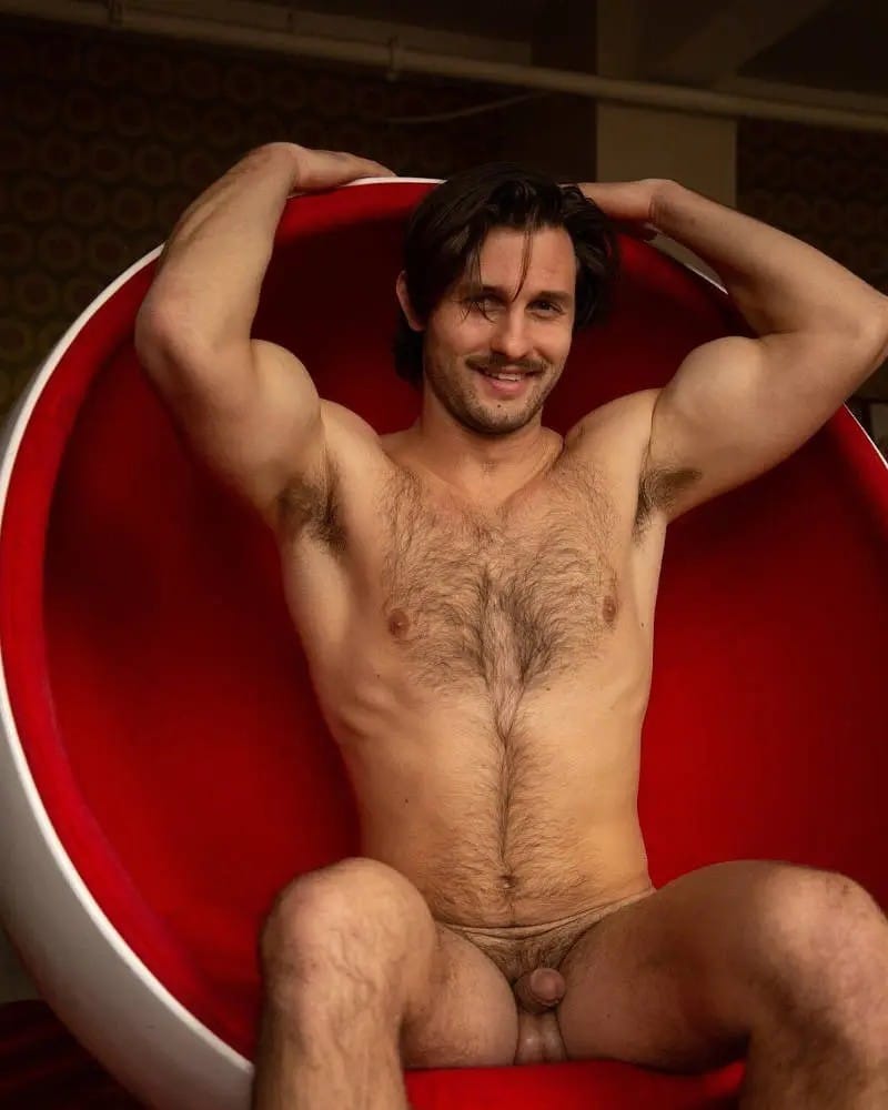 Check out Today's Gallery of Men.